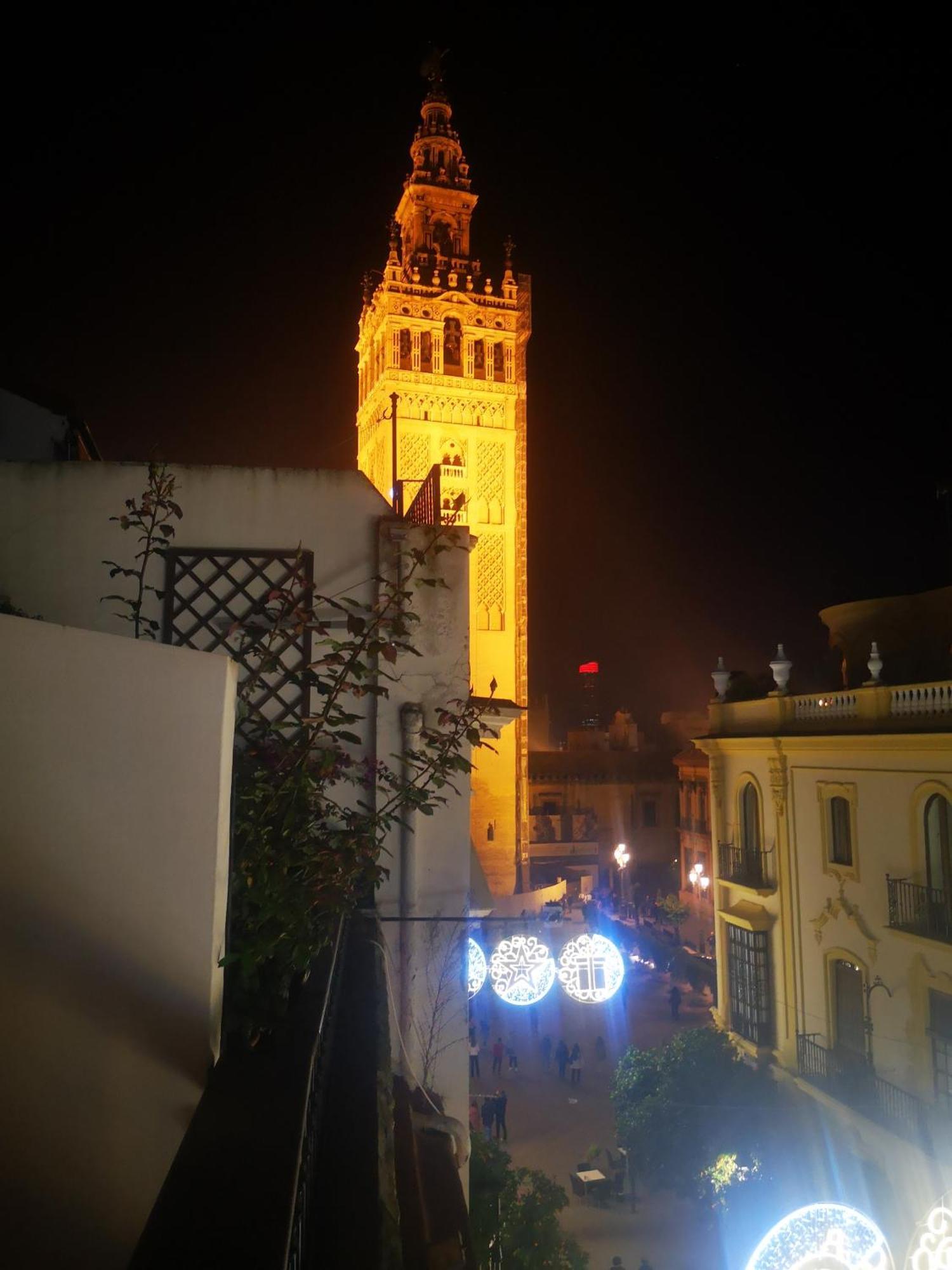 Apartamento Duplex Luxury Giralda With Terrace Sevilla Exterior foto